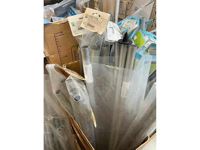 Partij tent- tarp en luifelstokken - afbeelding 13 van  16