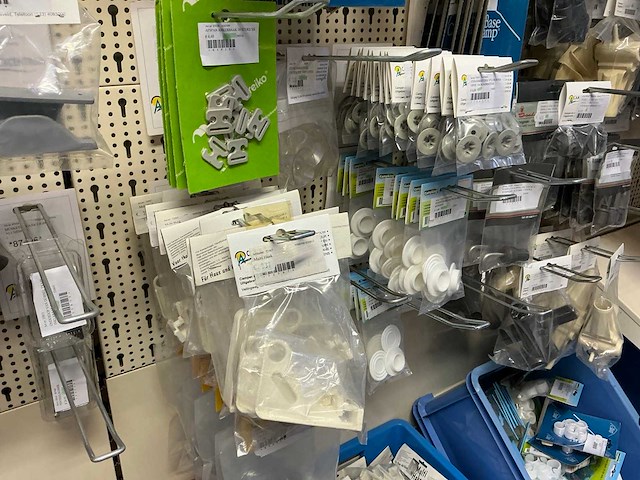 Partij tent-en camperbenodigdheden - afbeelding 17 van  64