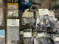 Partij tent-en camperbenodigdheden - afbeelding 20 van  64