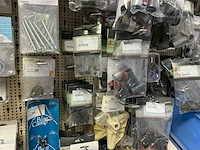 Partij tent-en camperbenodigdheden - afbeelding 22 van  64