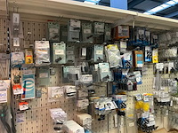 Partij tent-en camperbenodigdheden - afbeelding 12 van  64