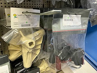 Partij tent-en camperbenodigdheden - afbeelding 24 van  64