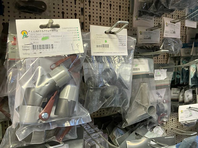 Partij tent-en camperbenodigdheden - afbeelding 30 van  64