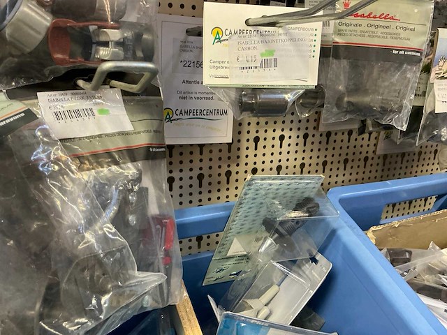 Partij tent-en camperbenodigdheden - afbeelding 35 van  64