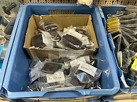 Partij tent-en camperbenodigdheden - afbeelding 38 van  64