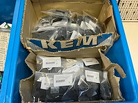 Partij tent-en camperbenodigdheden - afbeelding 43 van  64