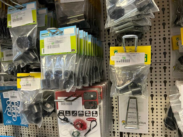 Partij tent-en camperbenodigdheden - afbeelding 48 van  64