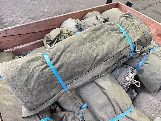 Partij tentdoek - afbeelding 4 van  4