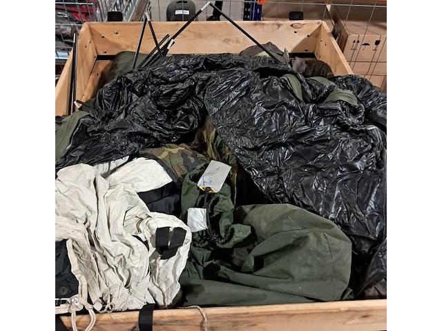 Partij tenten - afbeelding 7 van  15