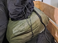 Partij tenten - afbeelding 14 van  15