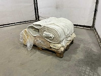 Partij textiel - afbeelding 1 van  8