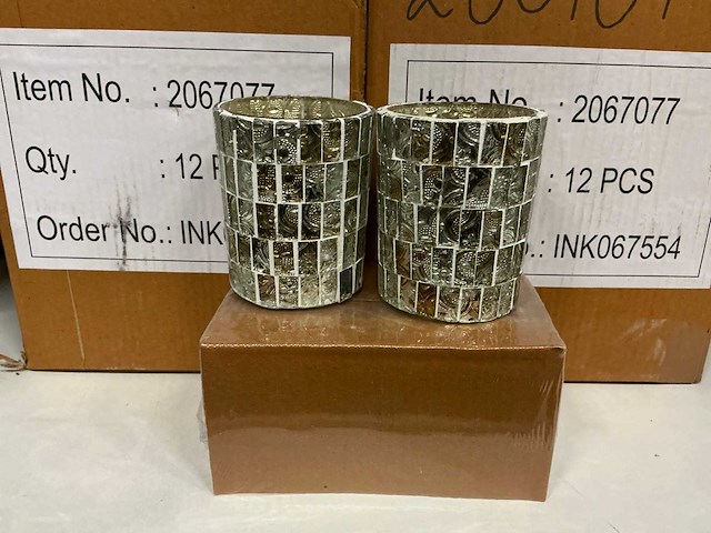 Partij theelichthouders h10xd8cm (48x) - afbeelding 1 van  4