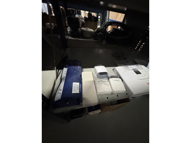 Partij thermostaten en onderdelen - afbeelding 4 van  16