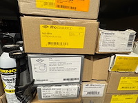 Partij thermostaten en onderdelen - afbeelding 12 van  16