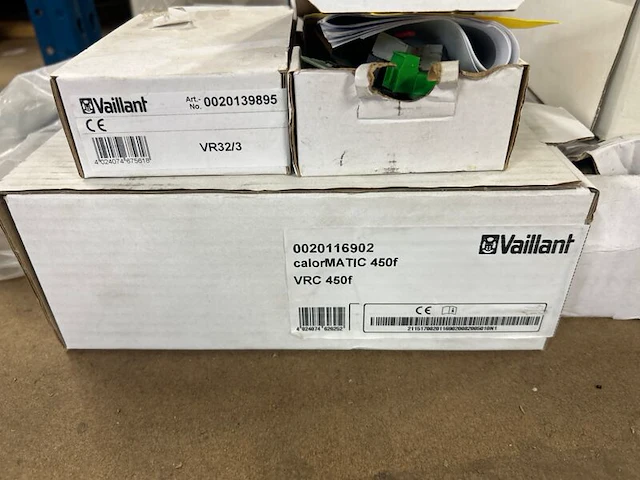 Partij thermostaten, verwarmingsregelaars en toebehoren vaillant - afbeelding 3 van  4