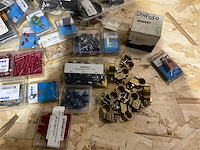 Partij tirex accupoolklem, zekering, kabelschoenen en toebehoren - afbeelding 2 van  8