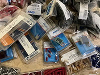 Partij tirex accupoolklem, zekering, kabelschoenen en toebehoren - afbeelding 8 van  8