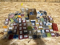 Partij tirex accupoolklem, zekering, kabelschoenen en toebehoren