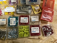 Partij tirex accupoolklem, zekering, kabelschoenen en toebehoren - afbeelding 9 van  10