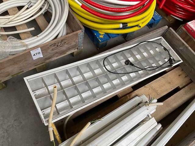 Partij tl armaturen - afbeelding 4 van  4