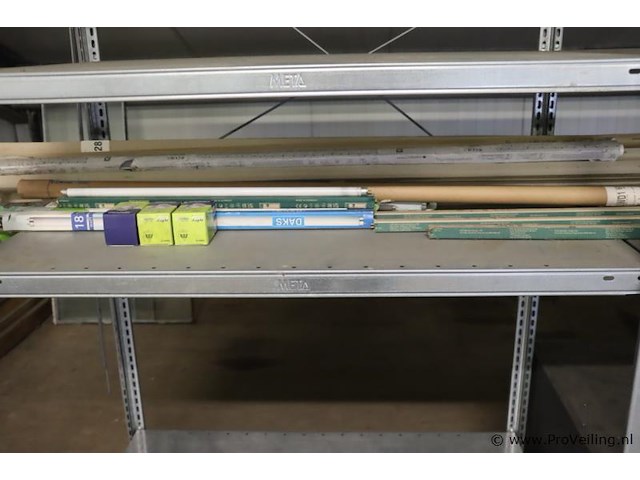 Partij tl-buizen & led spotverlichting - afbeelding 1 van  7