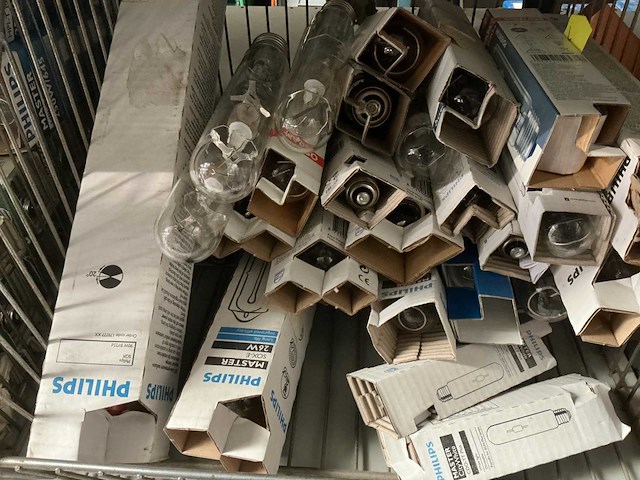 Partij tl verlichting - afbeelding 2 van  20