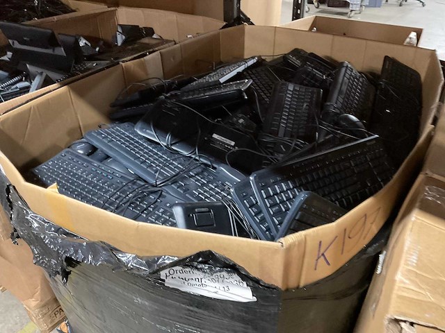 Partij toetsenbord & muis - afbeelding 3 van  3