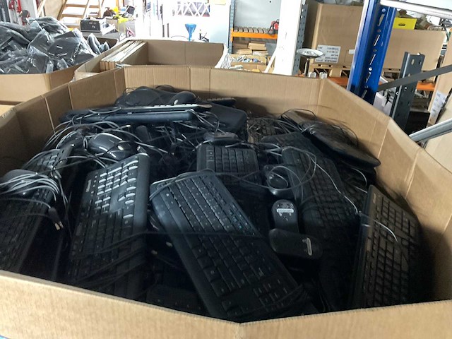 Partij toetsenbord & muis - afbeelding 3 van  3