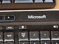 Partij toetsenborden, muis & muismatten - afbeelding 6 van  9