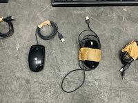 Partij toetsenborden, muizen, webcams, audio. - afbeelding 17 van  21