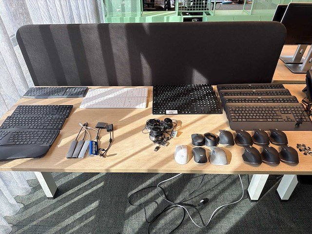 Partij toetsenborden - afbeelding 1 van  8