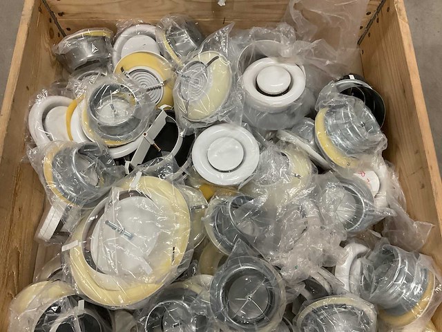 Partij toevoer ventielen - afbeelding 3 van  3