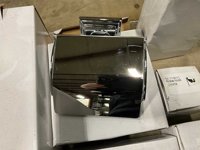 Partij toiletaccessoire - afbeelding 6 van  7