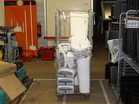 Partij toiletrol houders + sanitaire afvalbakken c.a. 15 stuks - afbeelding 3 van  11