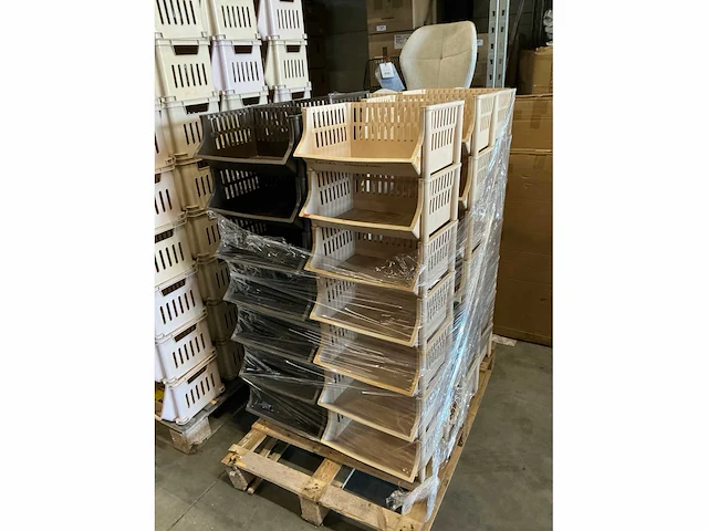 Partij tomaro stapelbakken 40x32xh18cm (42x) - afbeelding 2 van  5