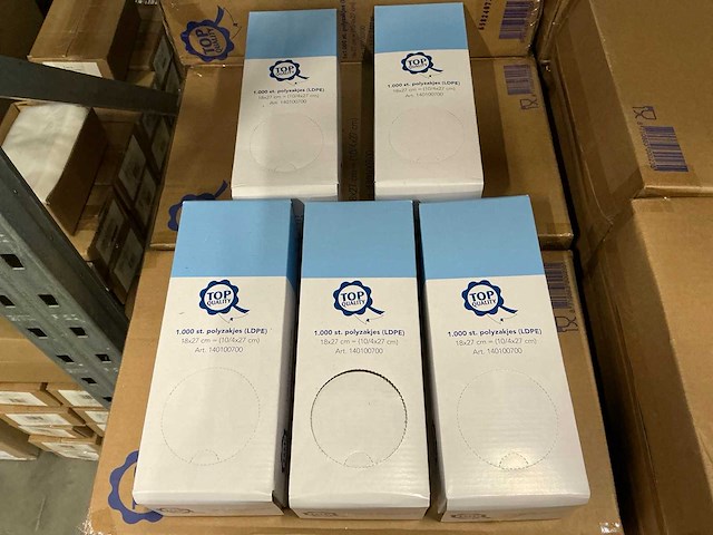 Partij top quality polyzakjes (ldpe) 18x17cm = (10/4x27cm) (275000x) - afbeelding 1 van  5