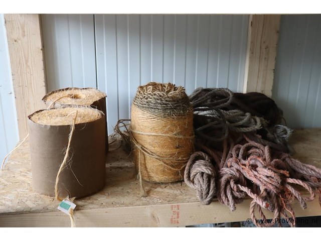 Partij touw, diverse soorten - afbeelding 1 van  4