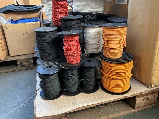 Partij touw - afbeelding 6 van  7