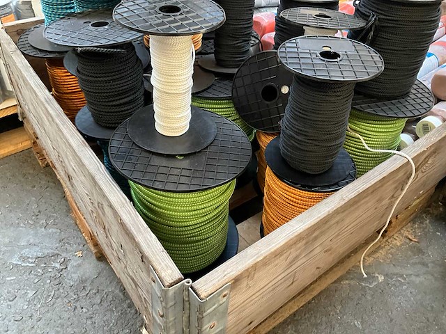 Partij touw - afbeelding 7 van  7