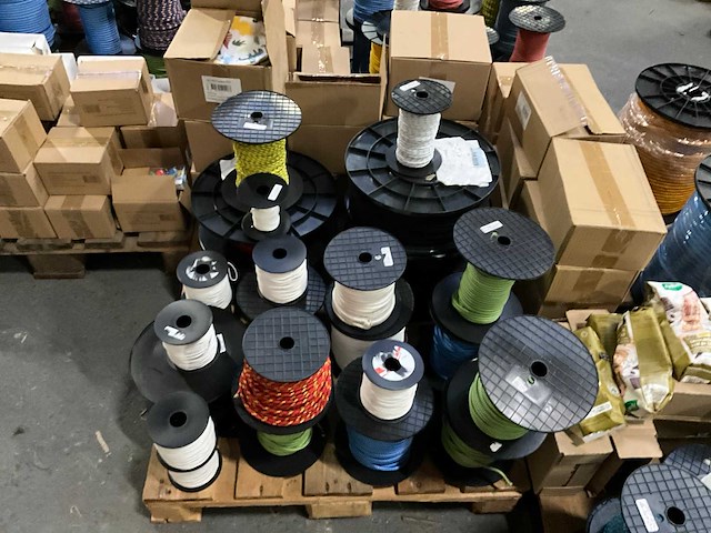 Partij touwen - afbeelding 3 van  7