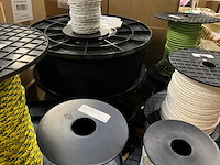 Partij touwen - afbeelding 7 van  7