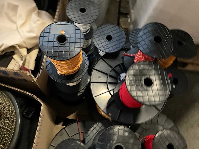 Partij touwen - afbeelding 5 van  7