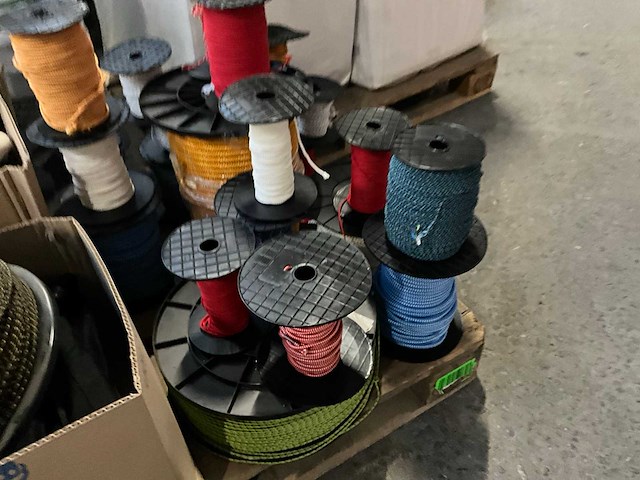 Partij touwen - afbeelding 6 van  7