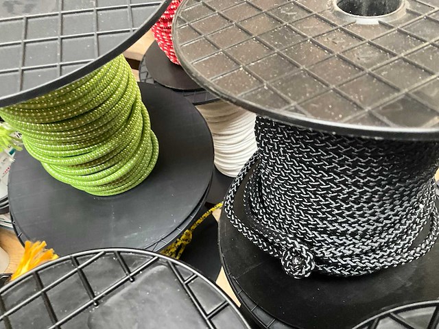 Partij touwen - afbeelding 7 van  7