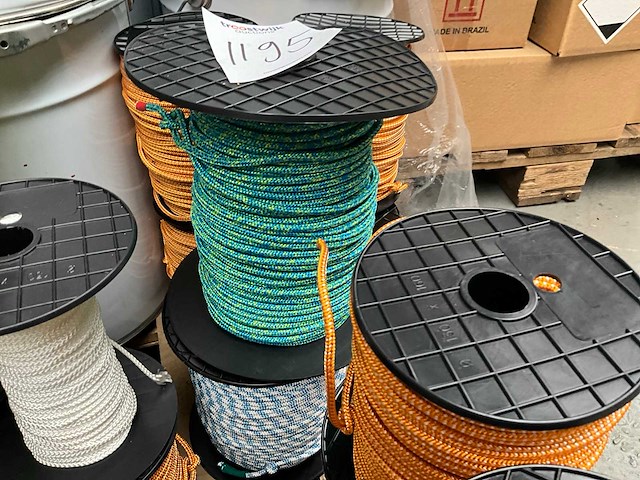 Partij touwen - afbeelding 6 van  7