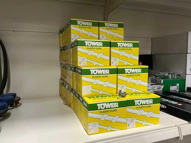 Partij tower plastic clips (2900x) - afbeelding 1 van  5