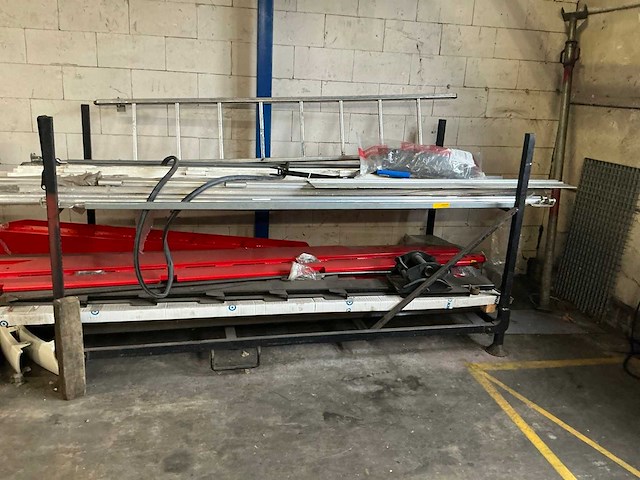 Partij traileronderdelen - afbeelding 7 van  9