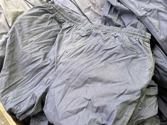 Partij trainingspakken kl - afbeelding 4 van  4