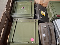 Partij transportkisten en koffers - afbeelding 4 van  12
