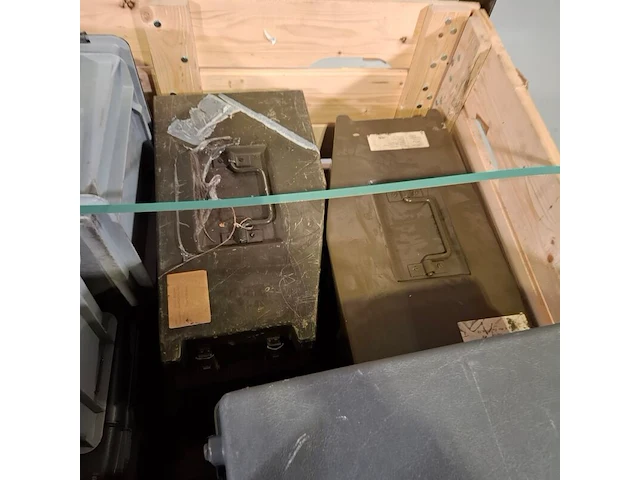 Partij transportkisten en koffers - afbeelding 5 van  7